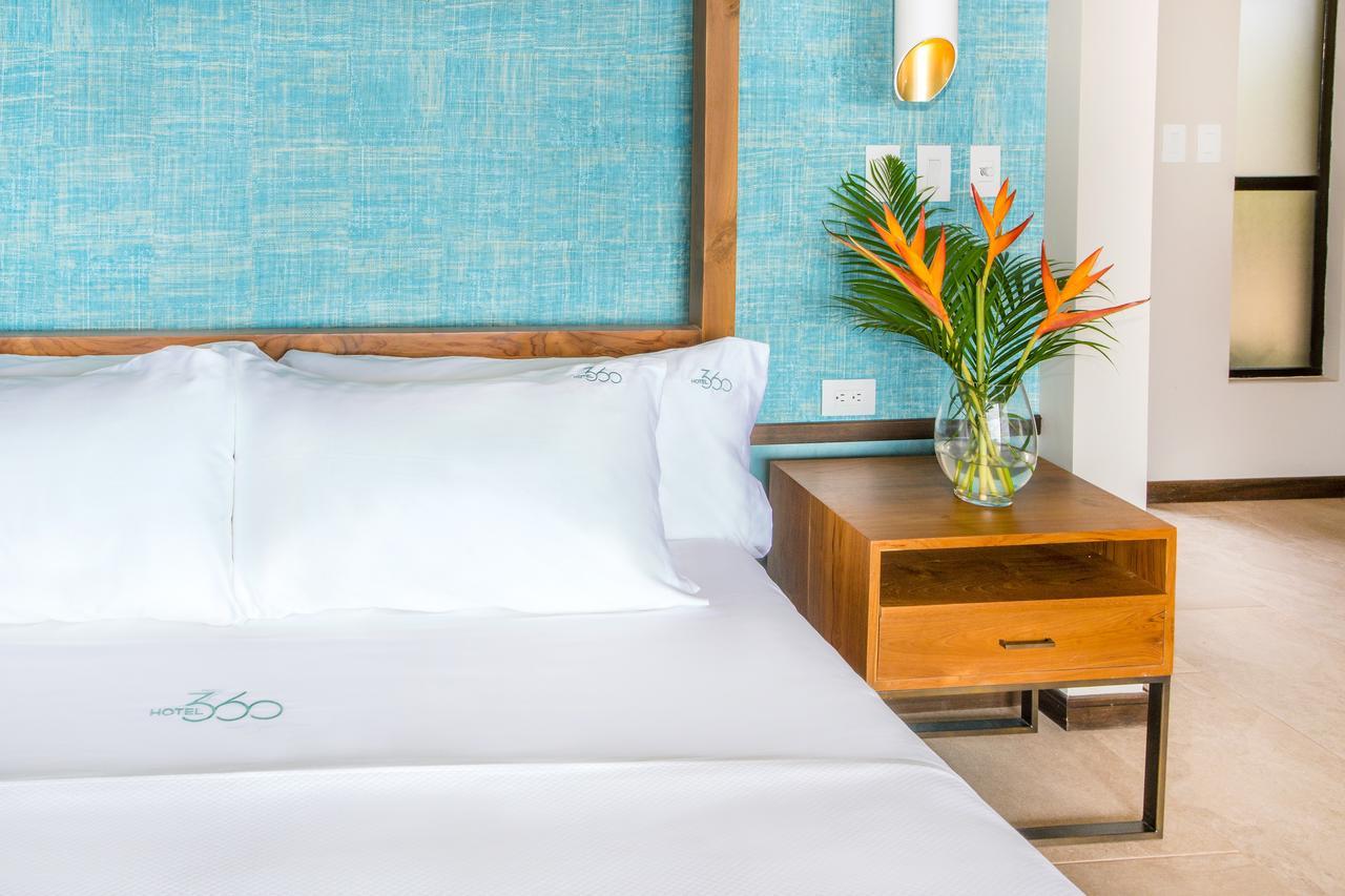 Hotel Three Sixty - Adults Only Ojochal Bagian luar foto